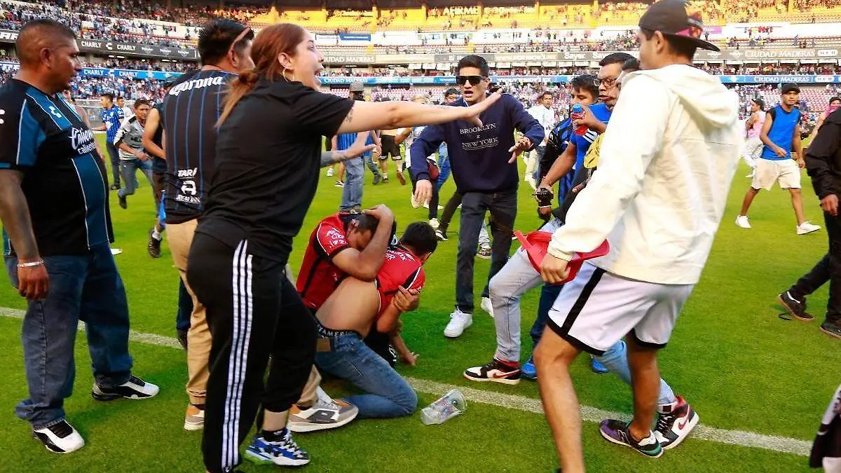 Violencia estadio Querétaro